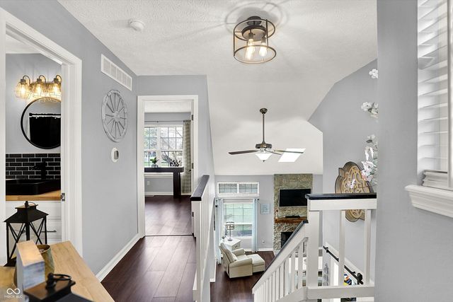 9583 Bay Vista West Drive, Indianapolis, IN 46250