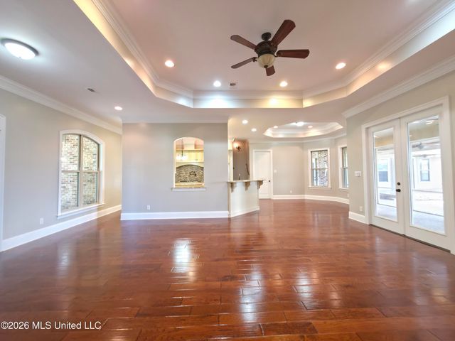 3024 Oakleigh Circle, Ocean Springs, MS 39564