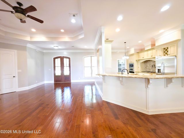 3024 Oakleigh Circle, Ocean Springs, MS 39564