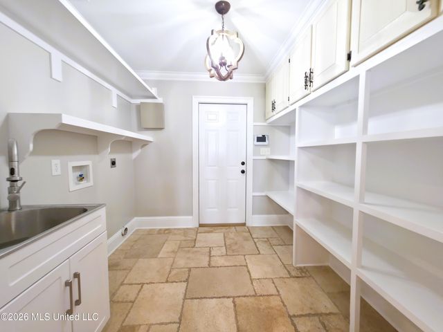 3024 Oakleigh Circle, Ocean Springs, MS 39564