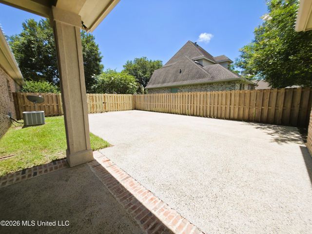 3024 Oakleigh Circle, Ocean Springs, MS 39564