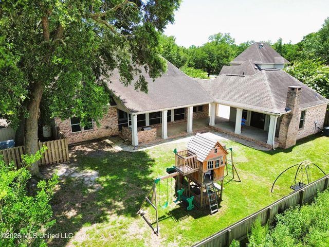 3024 Oakleigh Circle, Ocean Springs, MS 39564