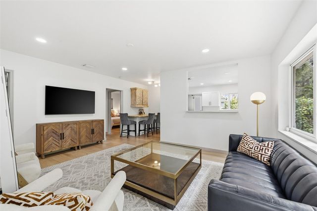 431-433 NE 15 Avenue, Fort Lauderdale, FL 33301