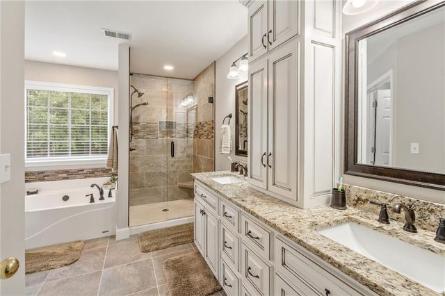 105 Pine Valley Court, Hiram, GA 30141