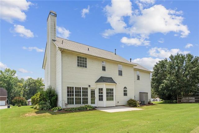 105 Pine Valley Court, Hiram, GA 30141