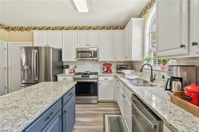 105 Pine Valley Court, Hiram, GA 30141