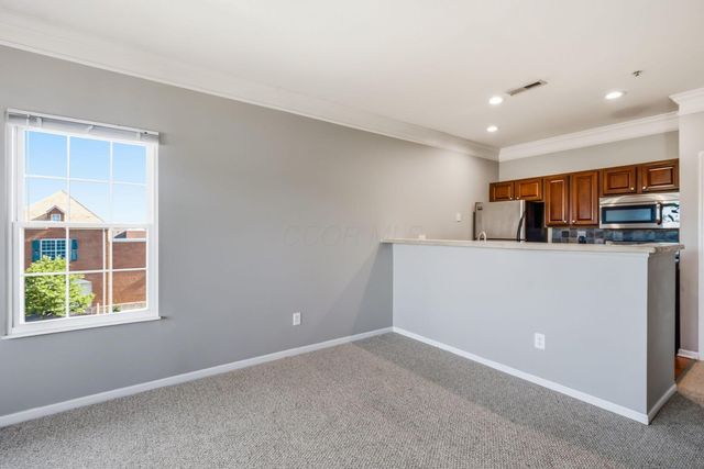 6256 Inishmore Lane, Dublin, OH 43017