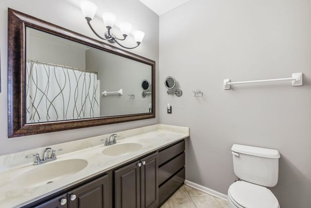 6256 Inishmore Lane, Dublin, OH 43017