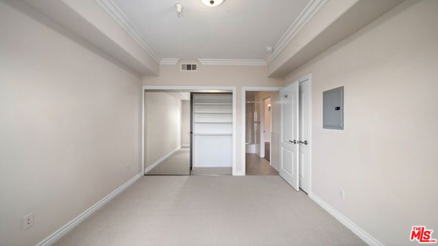 3328 OAKHURST Avenue 205, Los Angeles, CA 90034