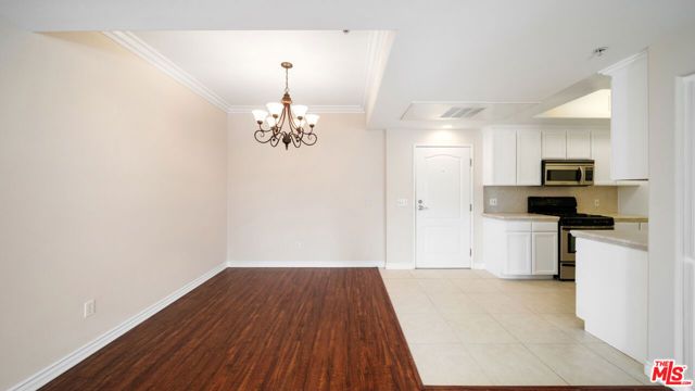 3328 OAKHURST Avenue 205, Los Angeles, CA 90034