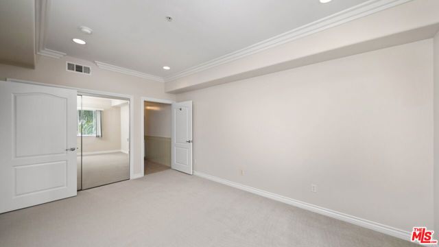 3328 OAKHURST Avenue 205, Los Angeles, CA 90034