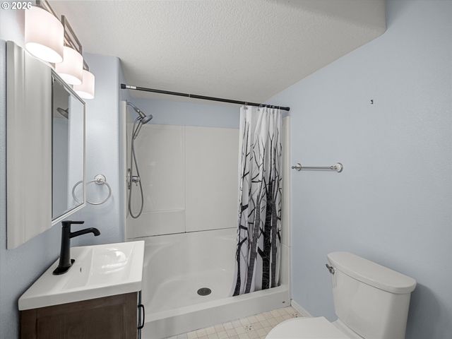 2575 Nw 4TH St, Gresham, OR 97030