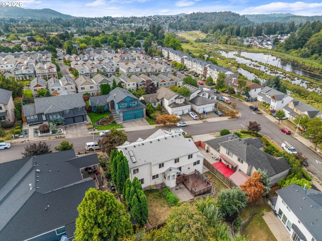 2575 Nw 4TH St, Gresham, OR 97030