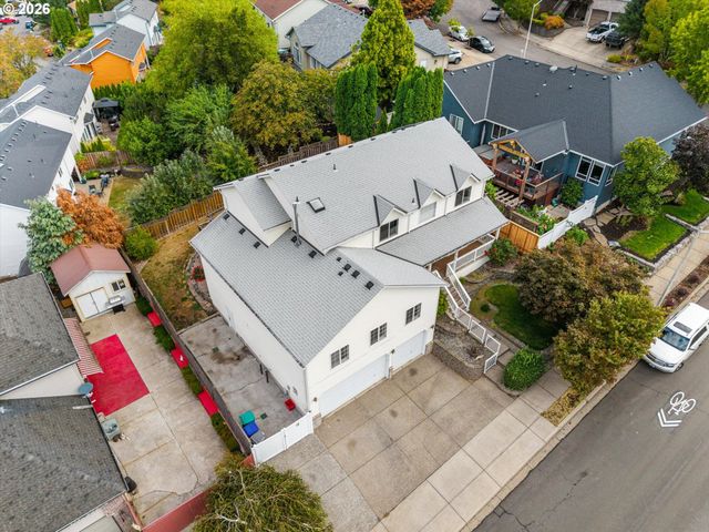 2575 Nw 4TH St, Gresham, OR 97030