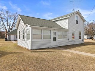 505 S Howard Street, Princeton, WI 54968