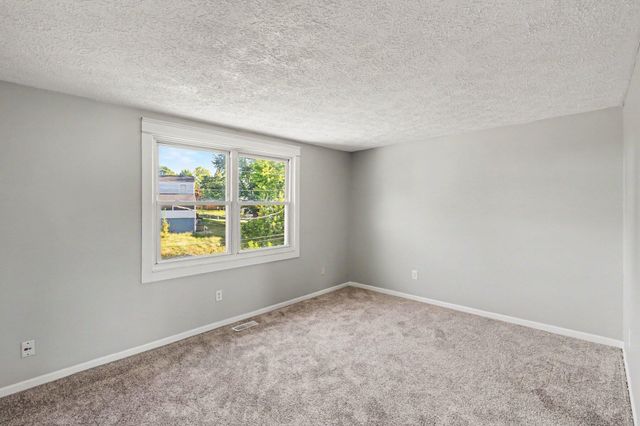 1874 Fernwood Place, Burlington, KY 41005