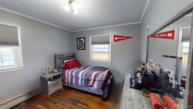 135 Standish Drive, Pearl River, NY 10965