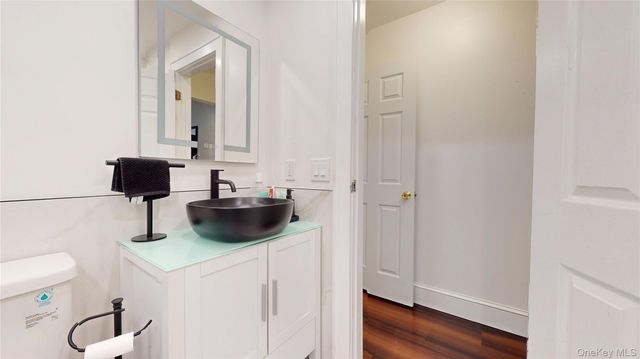 135 Standish Drive, Pearl River, NY 10965