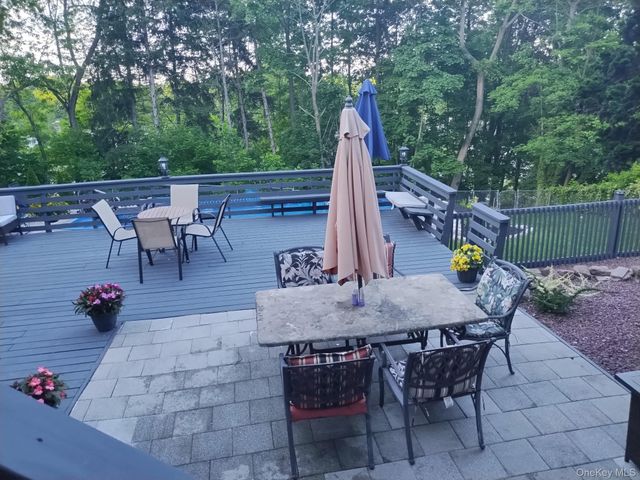 135 Standish Drive, Pearl River, NY 10965