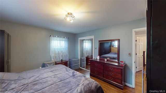 135 Standish Drive, Pearl River, NY 10965