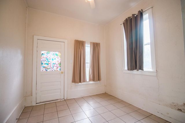 322 N Jackson Street, San Angelo, TX 76901