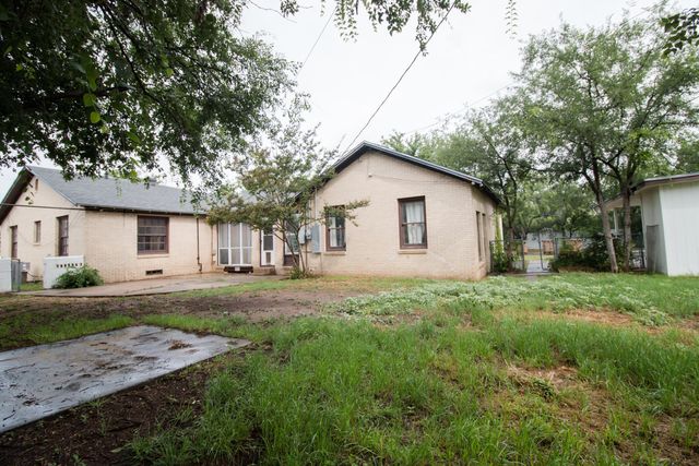 322 N Jackson Street, San Angelo, TX 76901