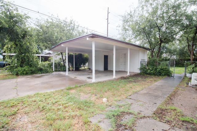 322 N Jackson Street, San Angelo, TX 76901