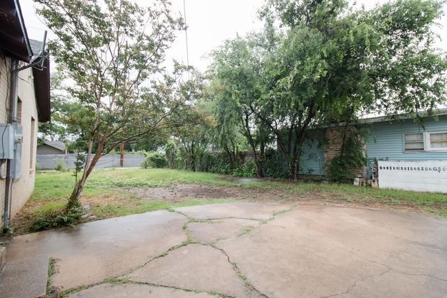 322 N Jackson Street, San Angelo, TX 76901