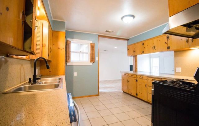 322 N Jackson Street, San Angelo, TX 76901