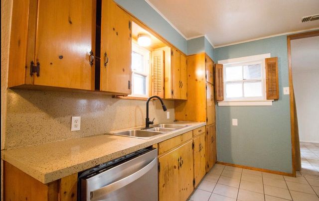 322 N Jackson Street, San Angelo, TX 76901