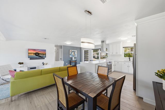 4441 NE 15th Avenue, Oakland Park, FL 33334