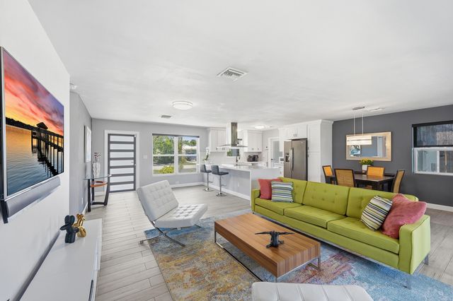 4441 NE 15th Avenue, Oakland Park, FL 33334