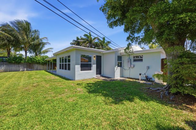 4441 NE 15th Avenue, Oakland Park, FL 33334