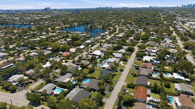 4441 NE 15th Avenue, Oakland Park, FL 33334