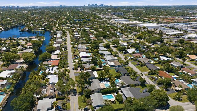 4441 NE 15th Avenue, Oakland Park, FL 33334