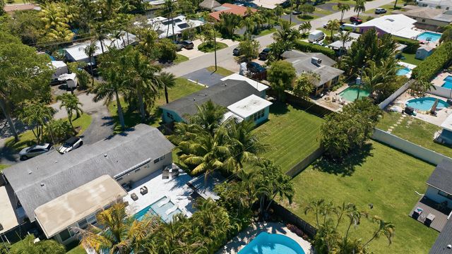 4441 NE 15th Avenue, Oakland Park, FL 33334