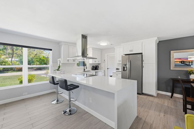 4441 NE 15th Avenue, Oakland Park, FL 33334