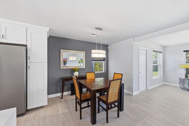 4441 NE 15th Avenue, Oakland Park, FL 33334