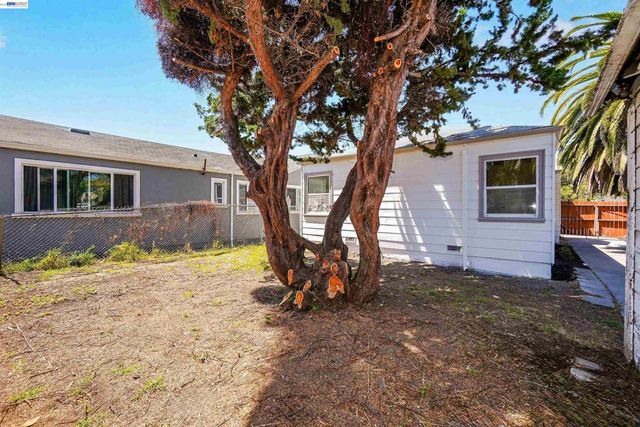945 62Nd St, Oakland, CA 94608