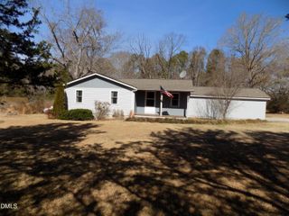 15 Full Circle, Spring Hope, NC 27882