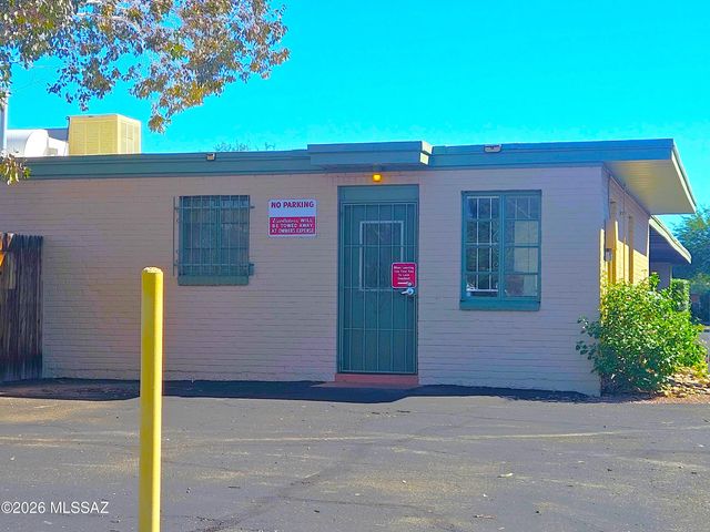 3009 E 17th Street, Tucson, AZ 85716