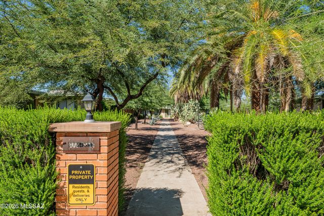 3009 E 17th Street, Tucson, AZ 85716