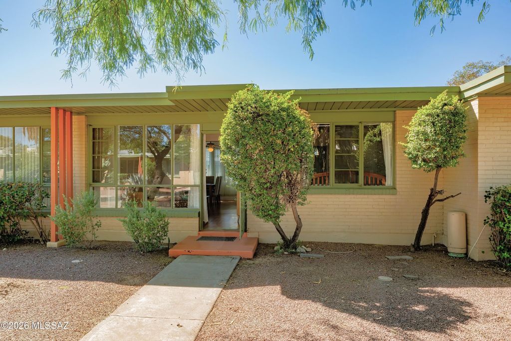 3009 E 17th Street, Tucson, AZ 85716