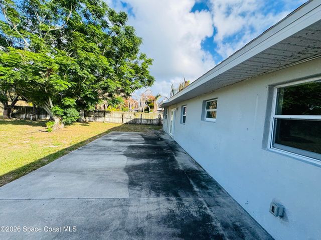 969 Burn Drive NE, Palm Bay, FL 32905