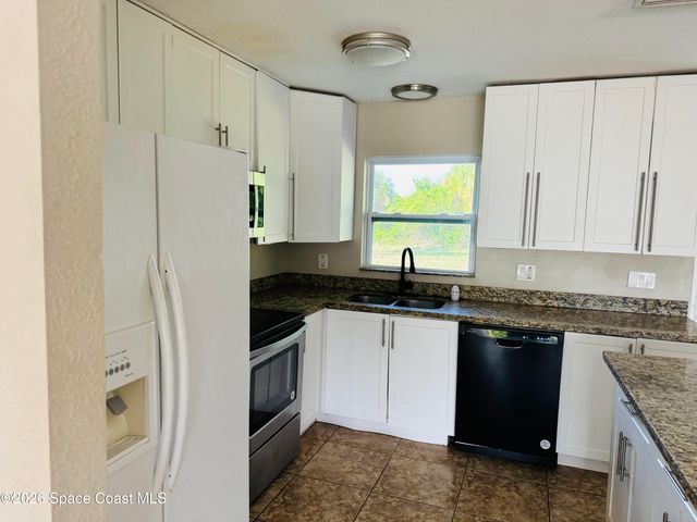 969 Burn Drive NE, Palm Bay, FL 32905