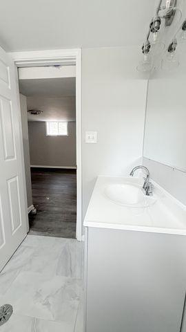 1332 Mackinaw Avenue, Calumet City, IL 60409