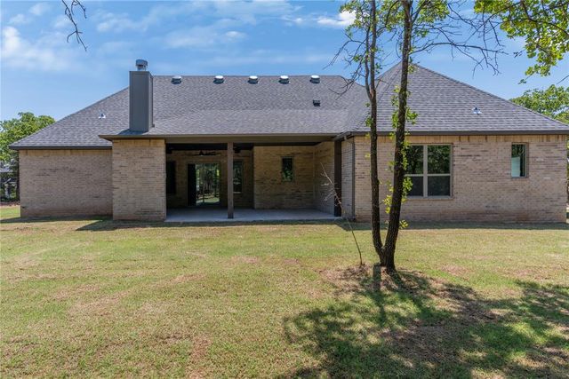 8100 Sacred Forest, Arcadia, OK 73007