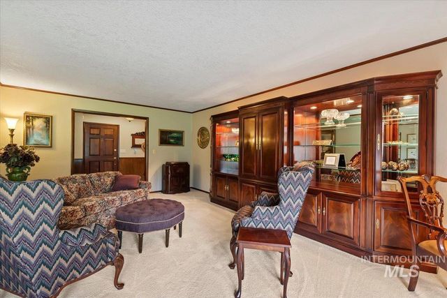818 Winther Blvd, Nampa, ID 83651