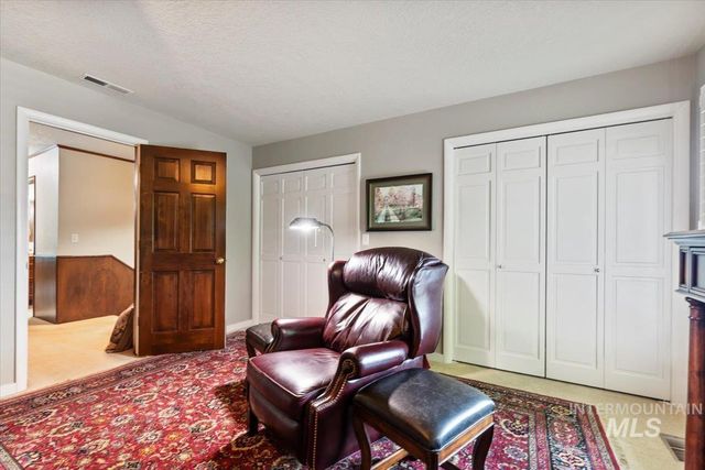 818 Winther Blvd, Nampa, ID 83651