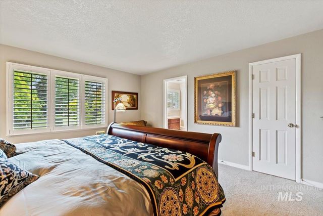 818 Winther Blvd, Nampa, ID 83651